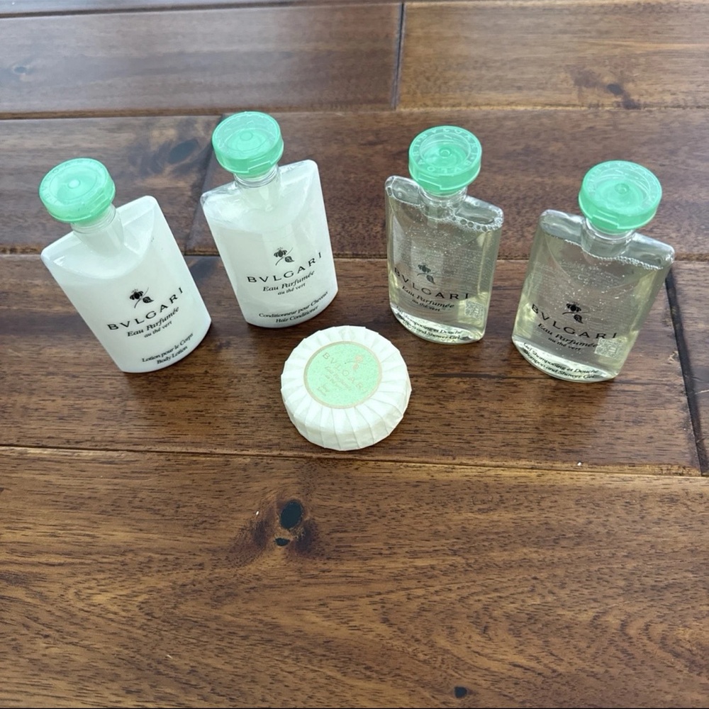 Five Piece BVLGARI Eau Parfumee Lotion Shampoo Shower Gel Conditioner Soap